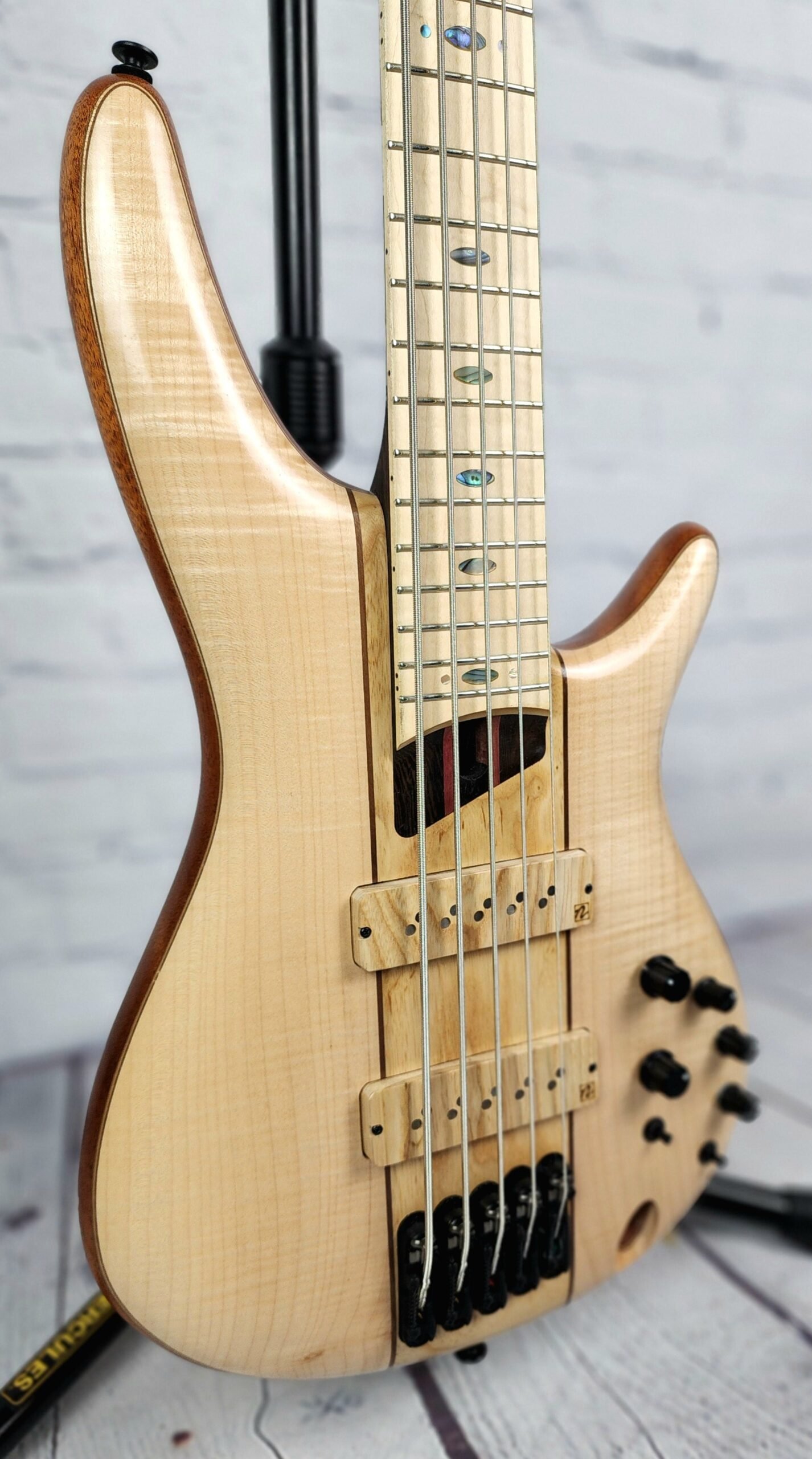 Ibanez Premium SR5FMDX2 NTL 5 String Bass Guitar Natural Low Gloss - Image 4