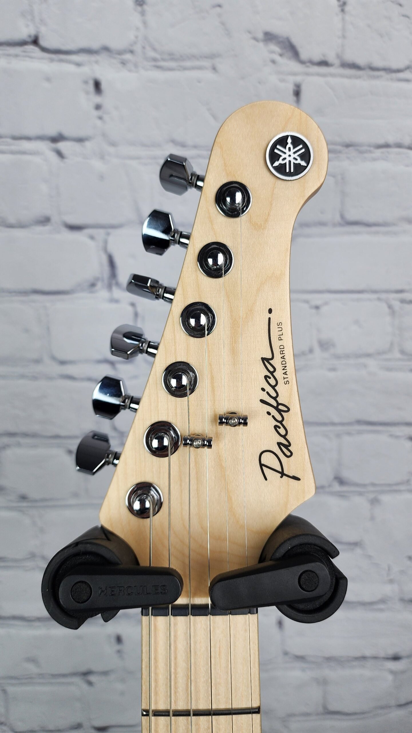 Yamaha Pacifica Standard Plus PACS+12M SB Electric Guitar Maple Sparkle Blue - Image 5