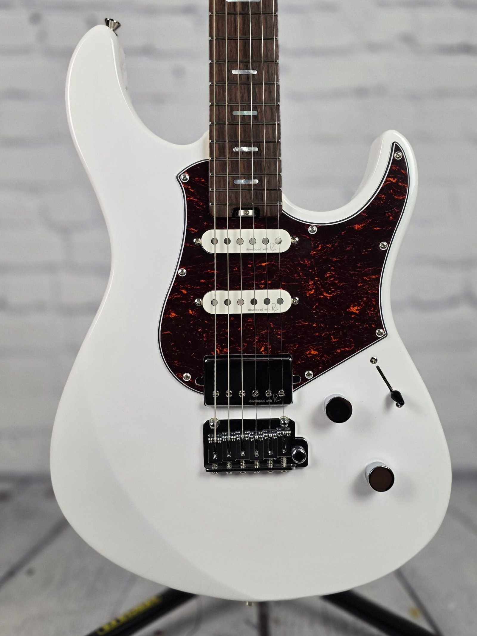 Yamaha Pacifica Professional PACP12 6 String Electric Guitar Shell White Rosewood - Image 2