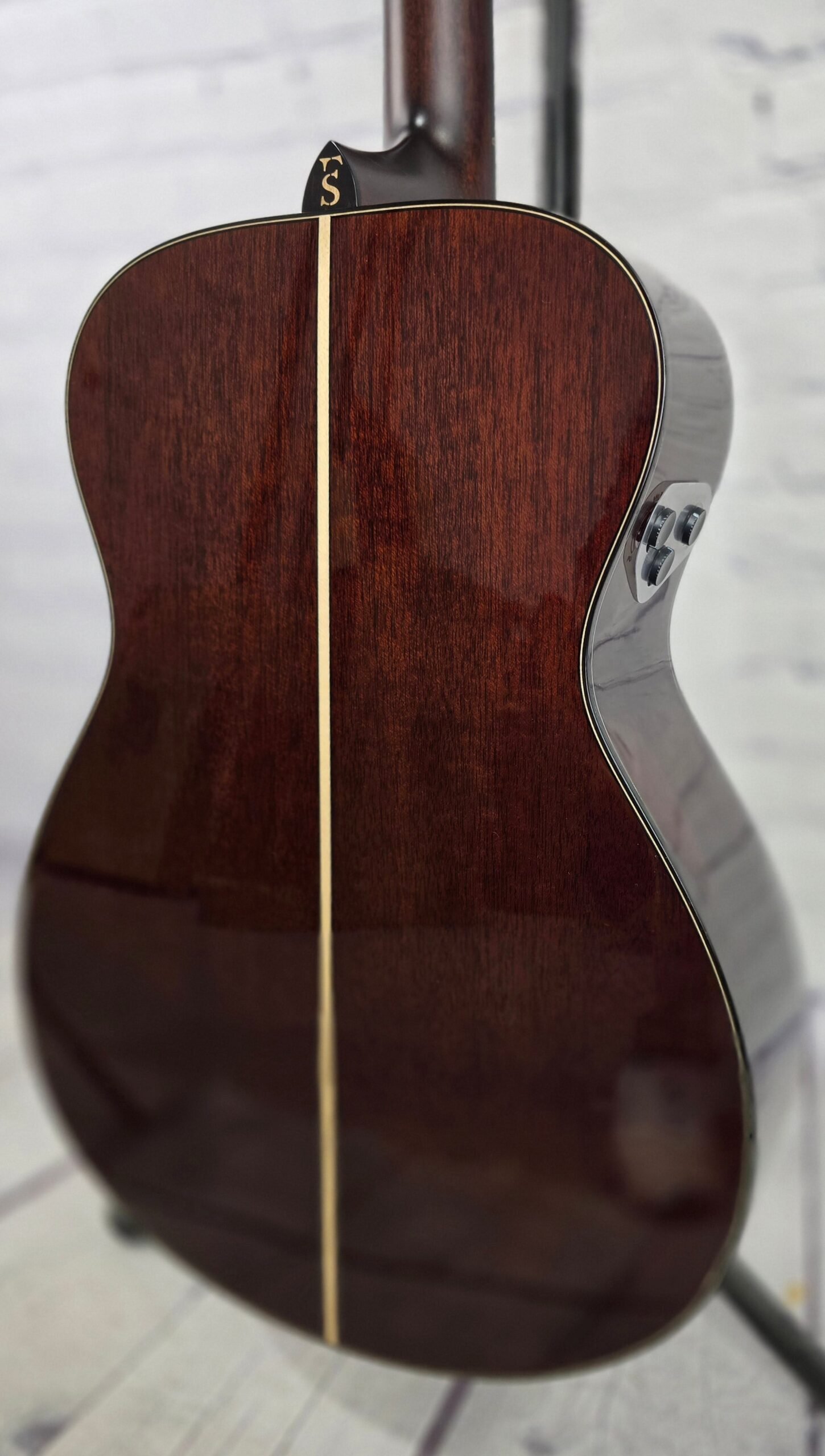 Yamaha FS9 MX Concert Acoustic Guitar Spruce Mahogany w/Atmosfeel Pickup - Image 12