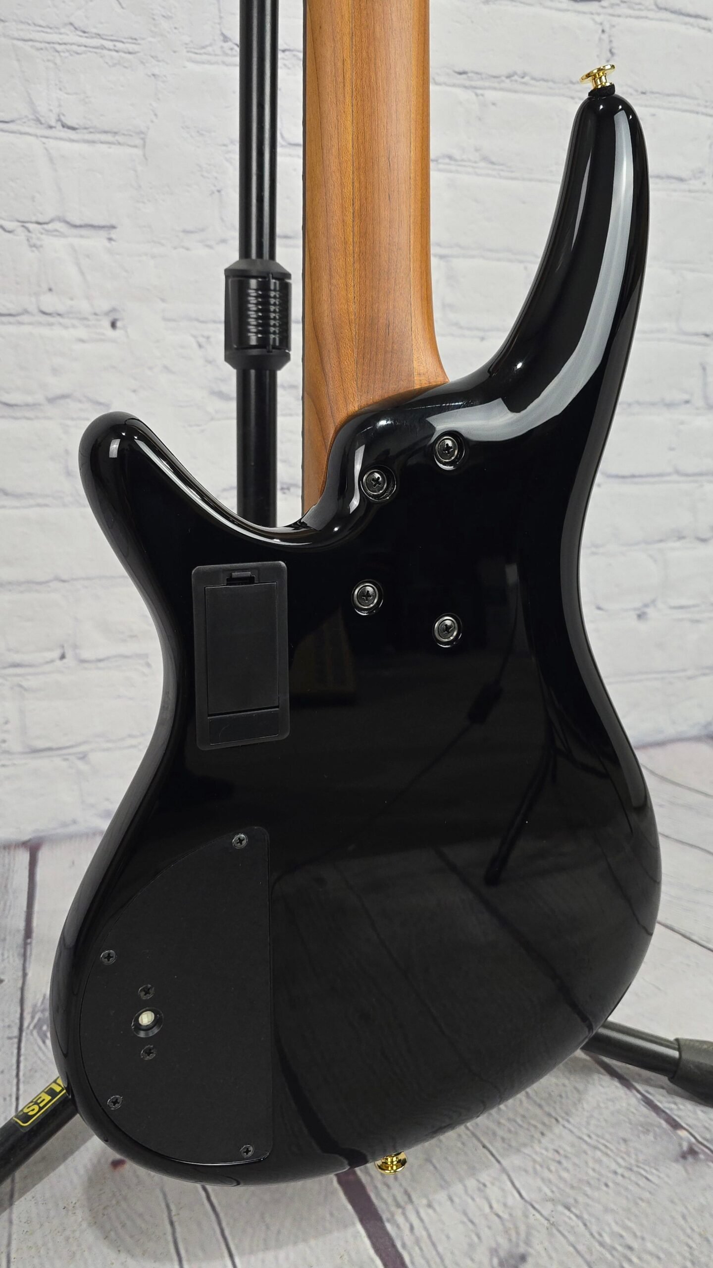 Ibanez Prestige SR3505 BK 5 String Bass Gloss Black - Image 10